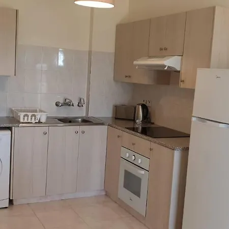 公寓 401 Dhalia Court 拉纳卡